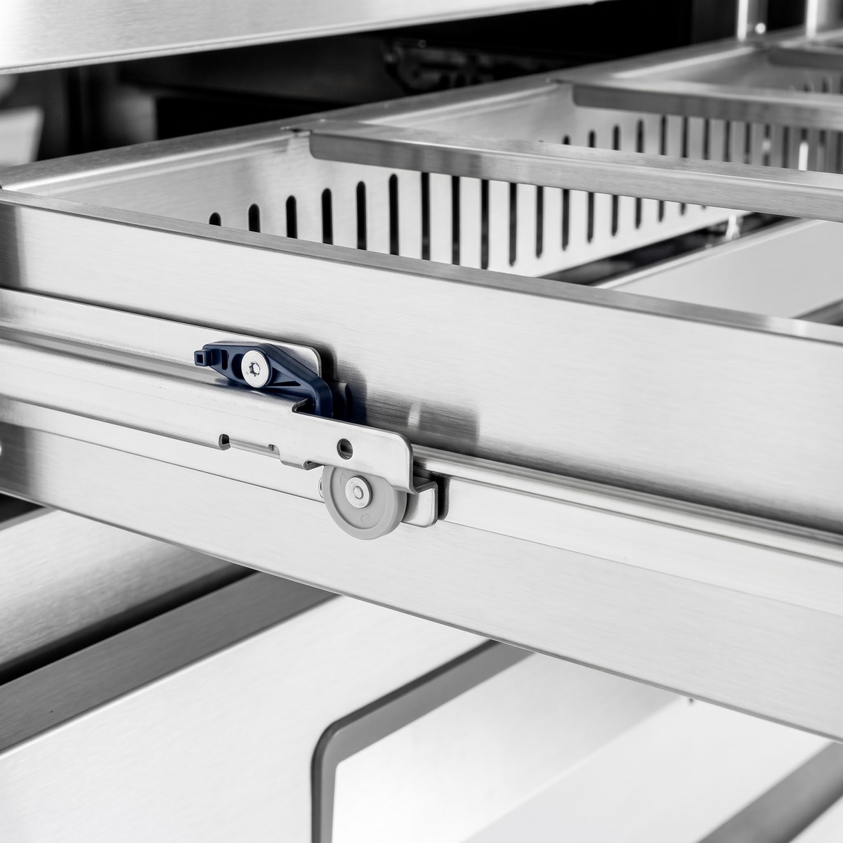 2-Drawer Chef Base Refrigerator